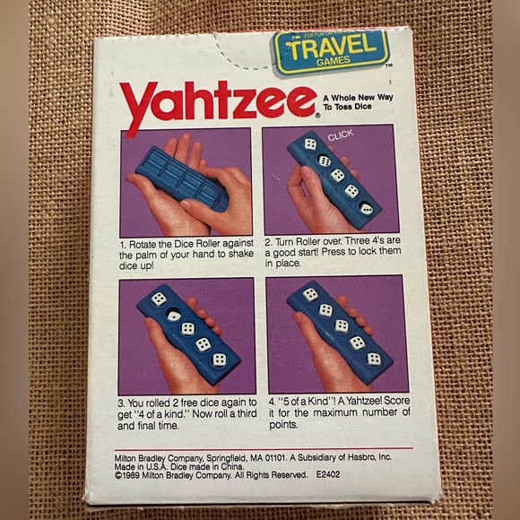 Vintage Travel Yahtzee with unique dice roller MB Milton Bradley Ages 8+ - Picture 3 of 16